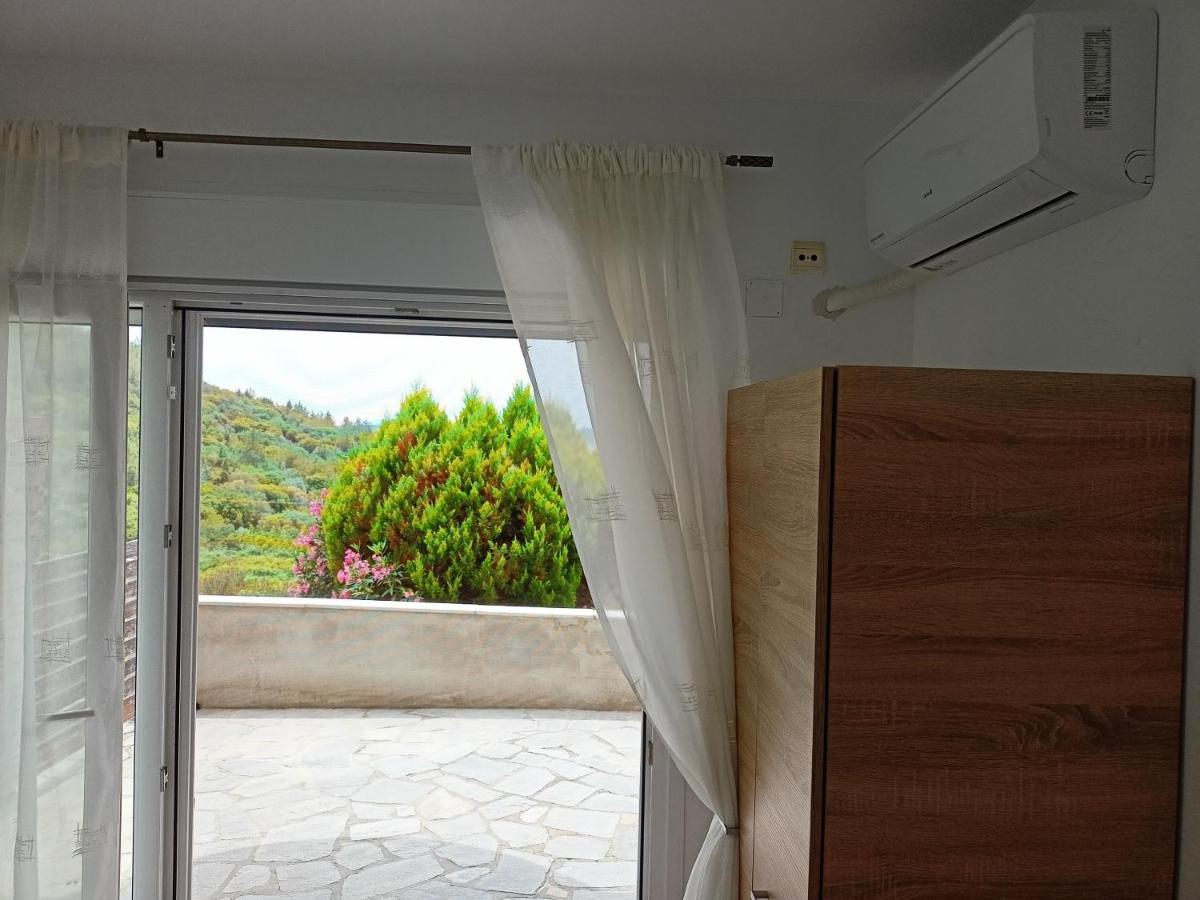 Apartment Ithakis Nea Iraklitsa Екстериор снимка